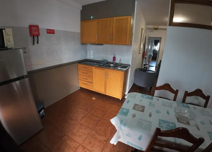 Lisboa Апартаменты Вила-ду-Порту